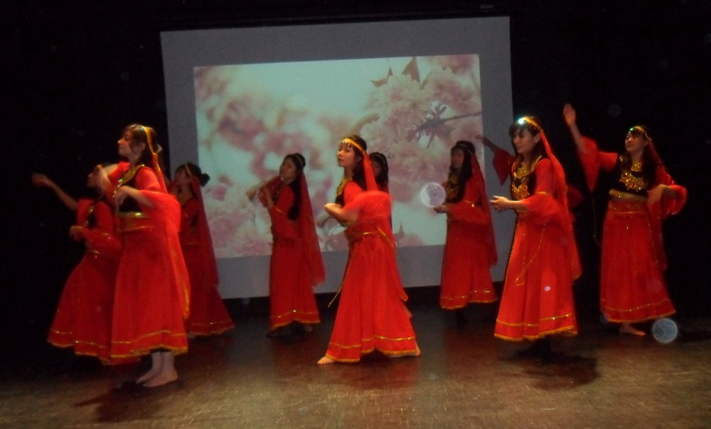 Danse folklorique asiatique-Maison de l'étudiant-21 mars 2014-1